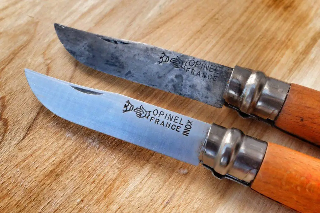 Carbon Steel vs Stainless Steel Knife